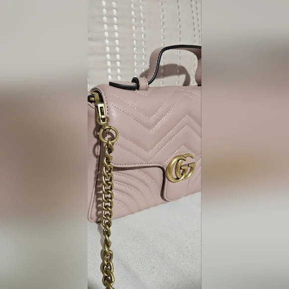 🌟New Large Blush Pink Quilted Handbag with Gold Accents🌟